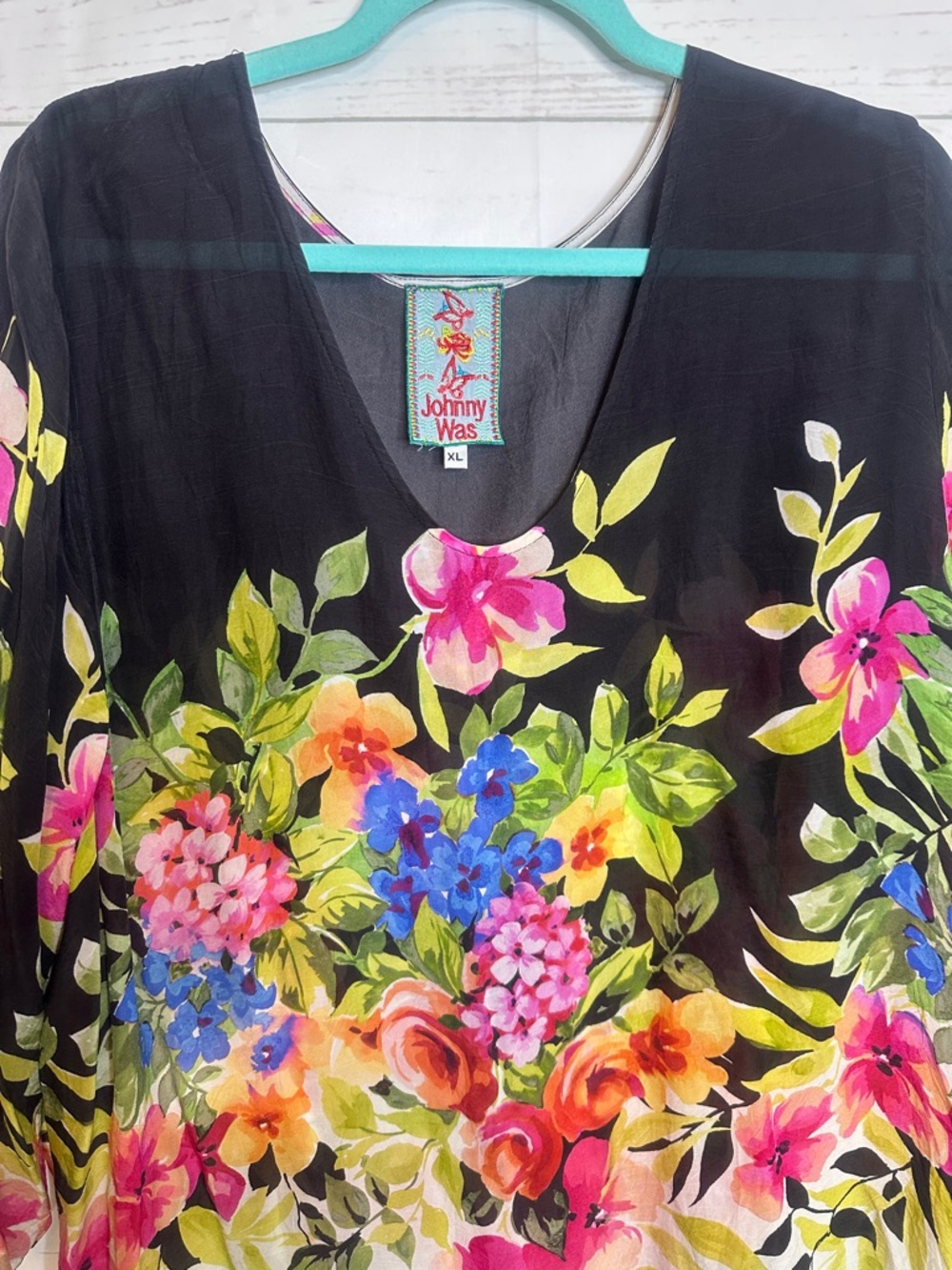 Johnny Was Black Multi Floral V-Neck Tunic - Picture 2 of 6
